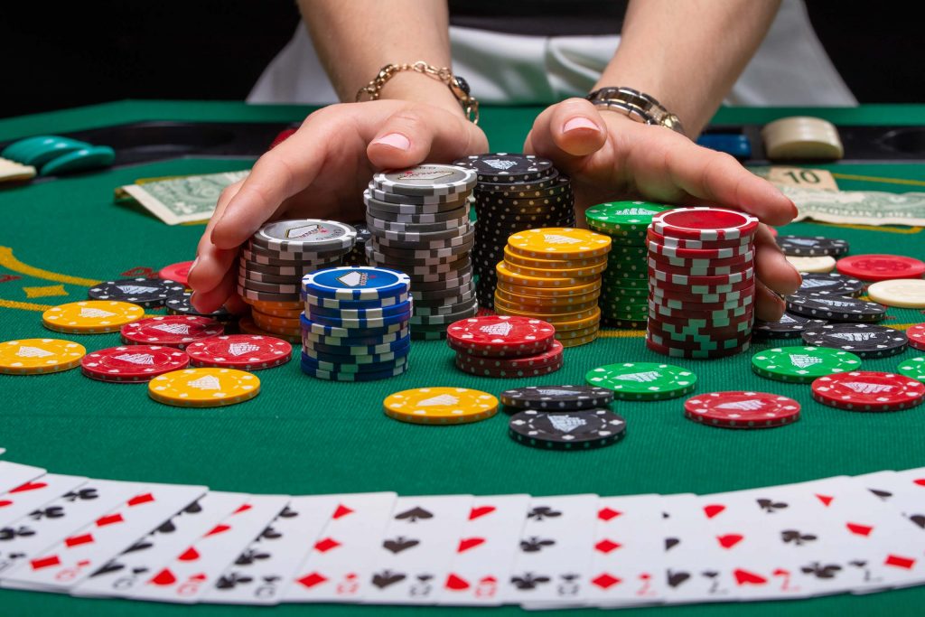 Apakah Legal Bermain Poker Online Dengan Uang Asli